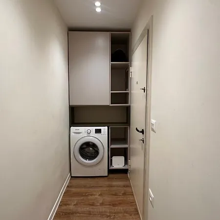 Matisse No29 - Center With Parking 地拉那