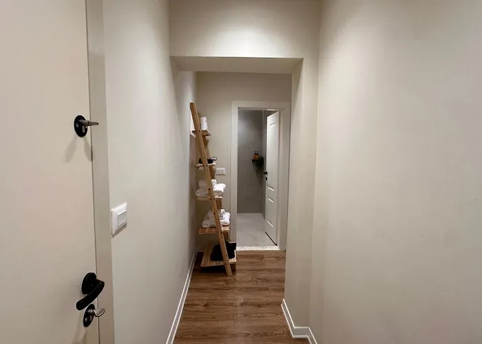 Matisse No29 - Center With Parking *